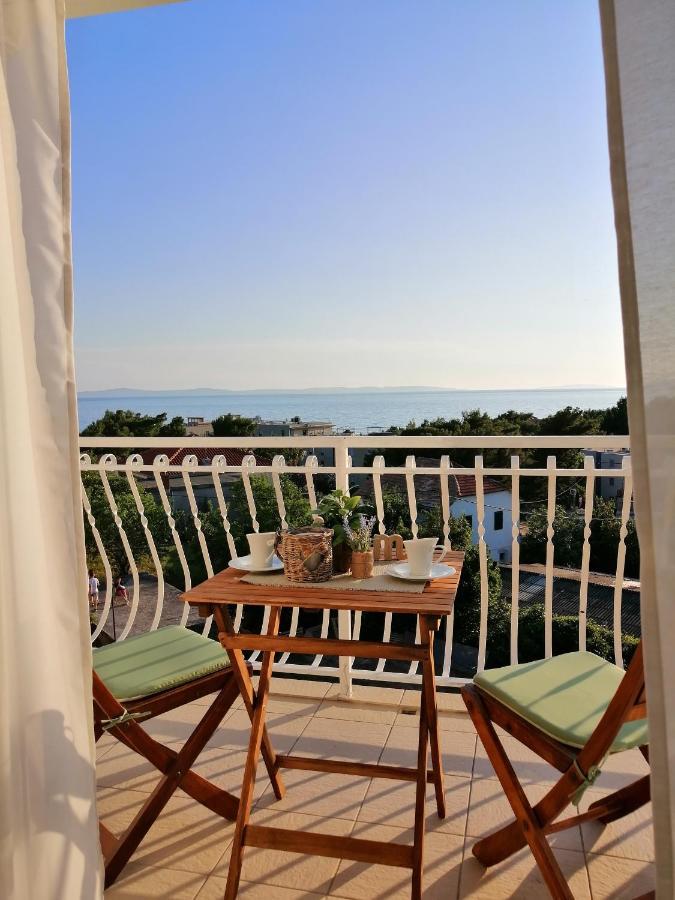 Apartment Near The Sea-Self Check-In Podstrana Bagian luar foto