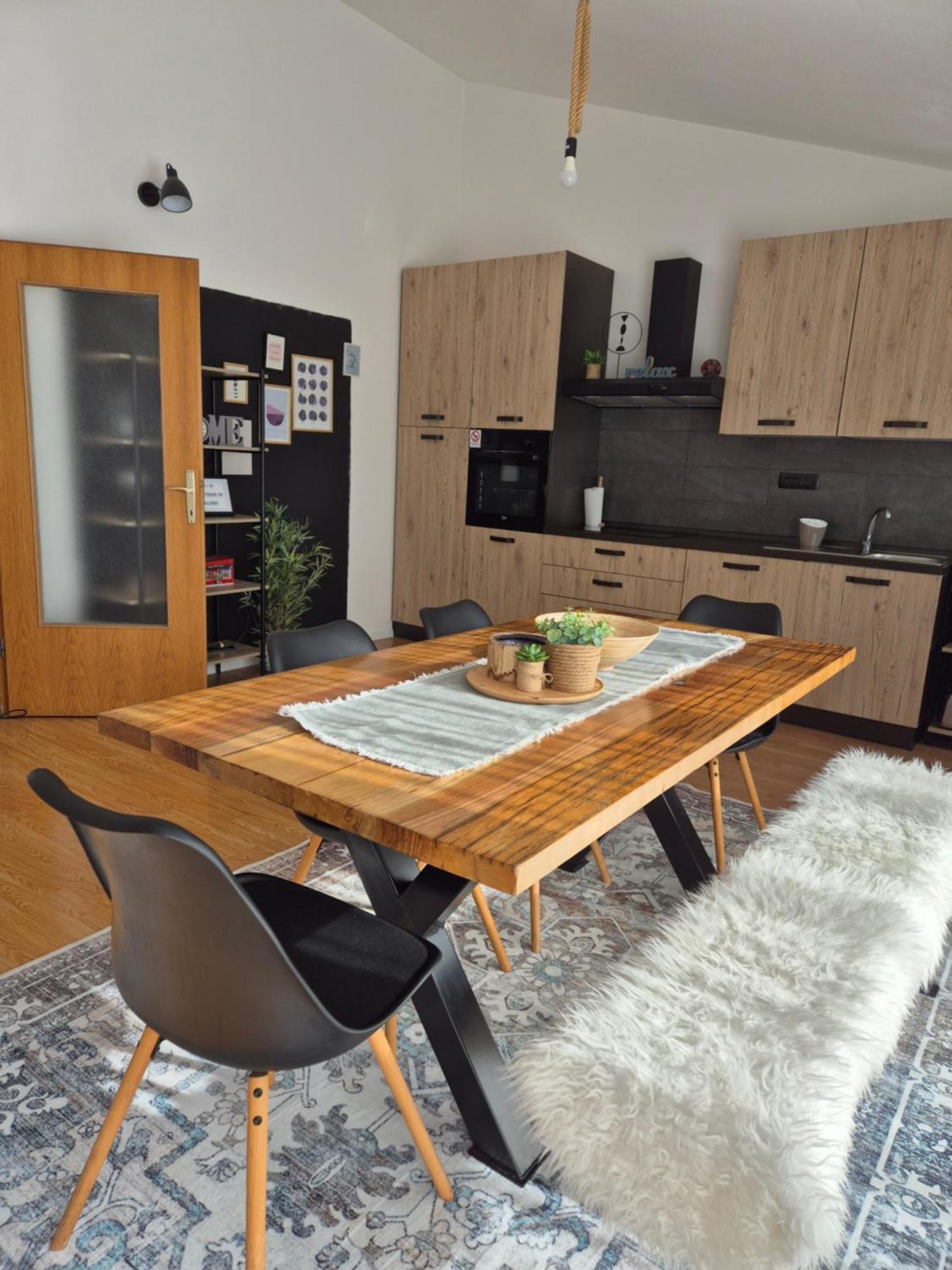 Apartment Near The Sea-Self Check-In Podstrana Bagian luar foto